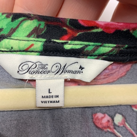 Pioneer Woman Floral Print Shirt - Picture 2 of 6